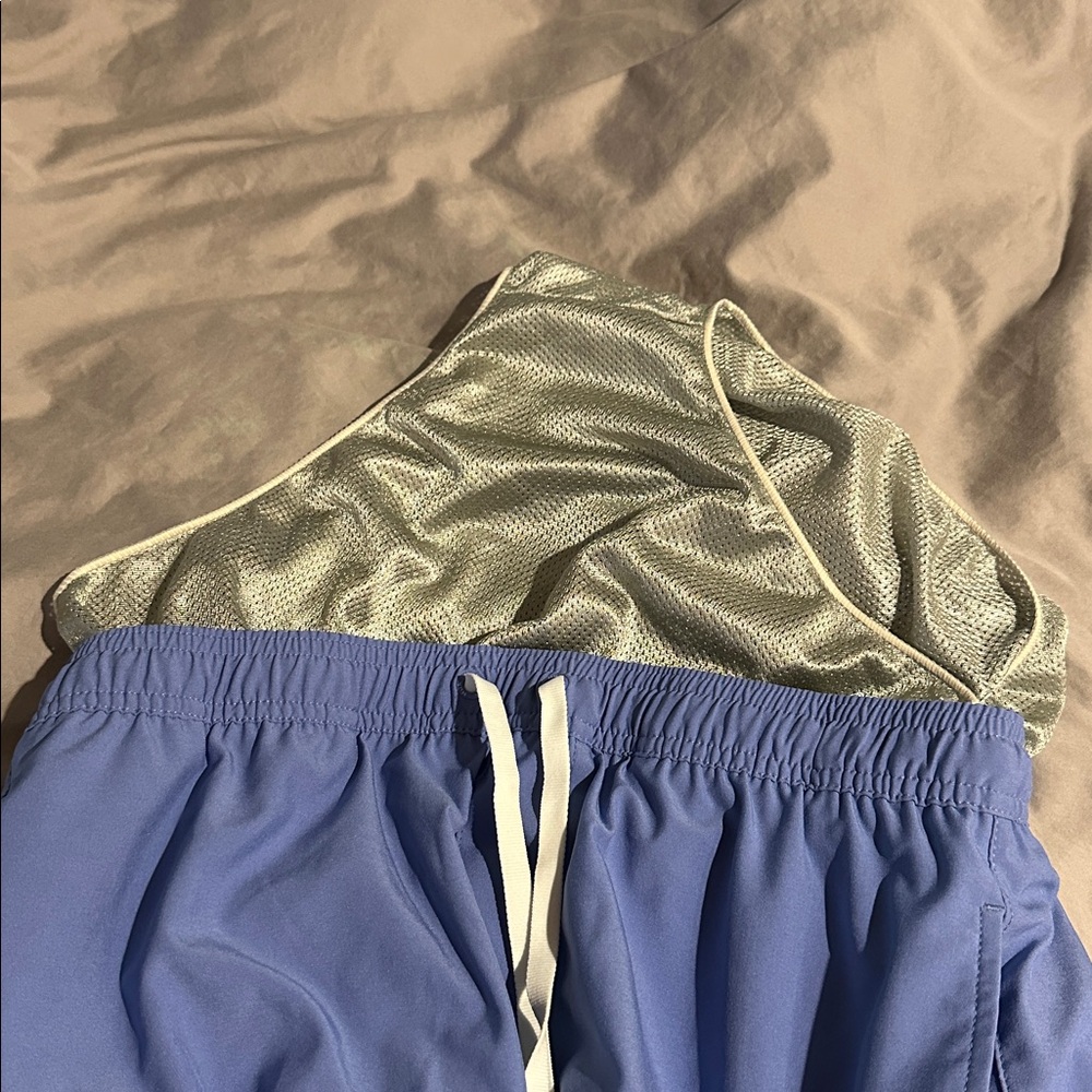 Huk Men's Blue Hybrid Athletic/Swim Shorts - Picture 4 of 4